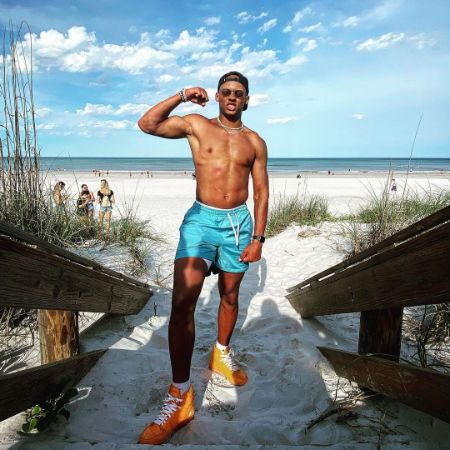 Joshua Dobb has a bulky body mass